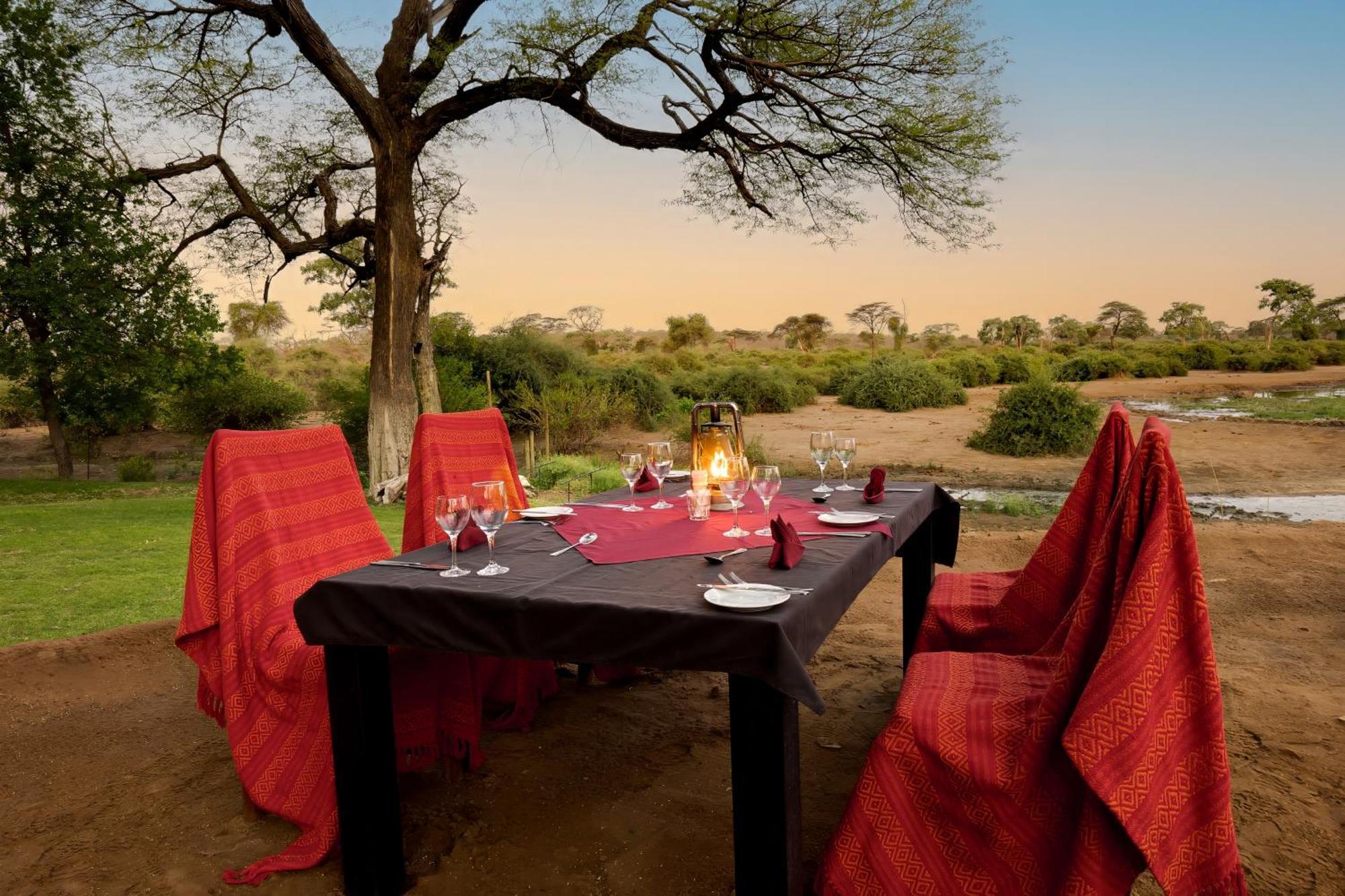Elephant Valley Lodge Lesoma エクステリア 写真